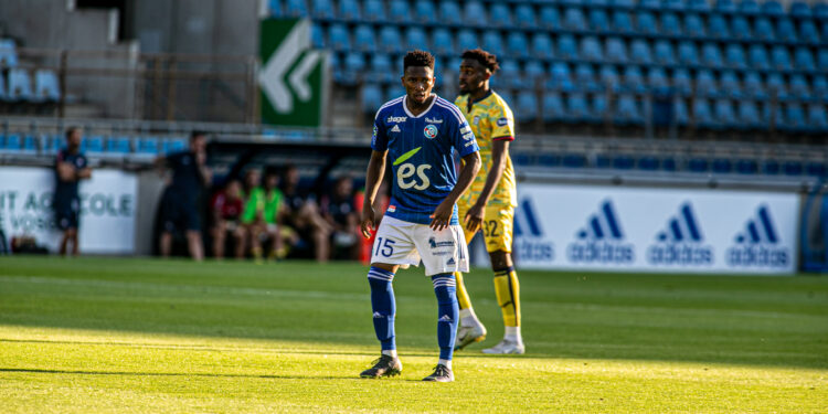 Le 11 des meilleurs joueurs formés au Racing Club de Strasbourg —  Alsa'Sports